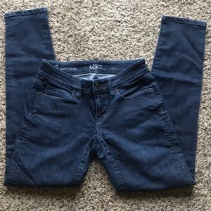 Loft Curvy Skinny Jeans (0)